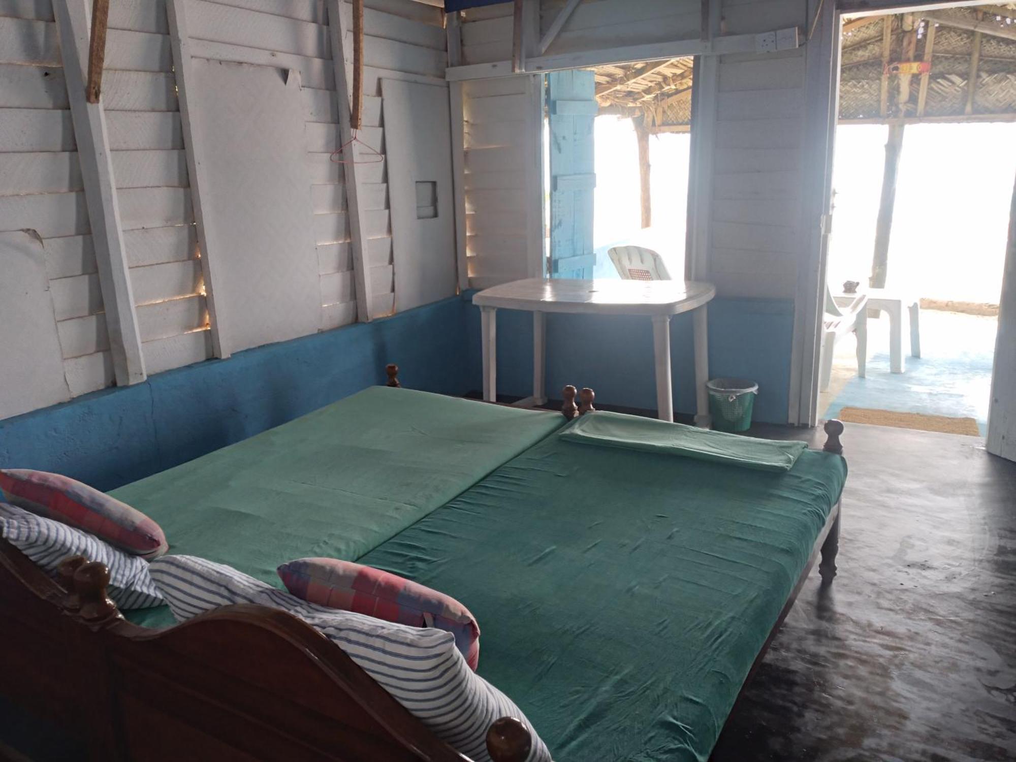 Happy Beach Safari Retreat Hambantota Zimmer foto