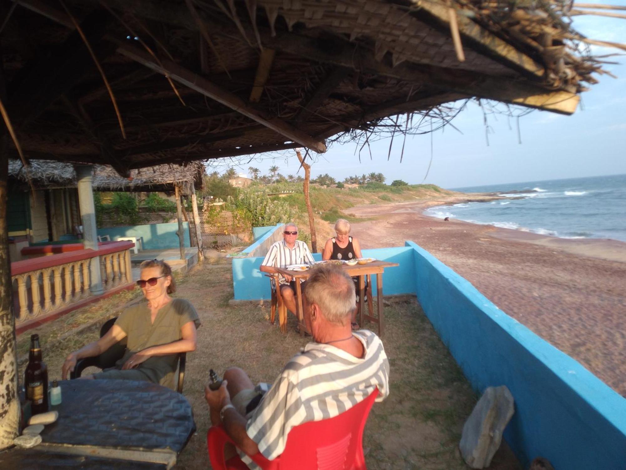 Happy Beach Safari Retreat Hambantota Exterior foto